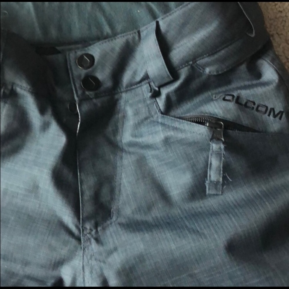 Volcom true to this snow pant